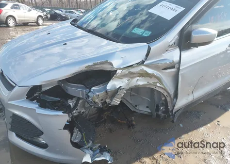 2016 Ford Escape Se z USA, uszkodzony, nr VIN 1FMCU9GX6GUB92371